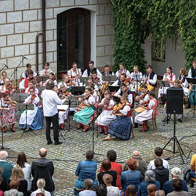 Orchestr lidových nástrojů Plzeňského kraje (Zdeněk Vejvoda, Dalibor Bárta) Orchestr lidových nástrojů Plzeňského kraje (Zdeněk Vejvoda, Dalibor Bárta)